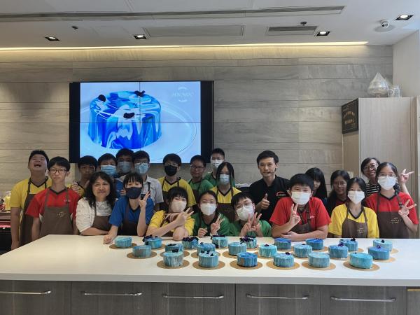 16b. Cake making course at Towngas Cooking Centre