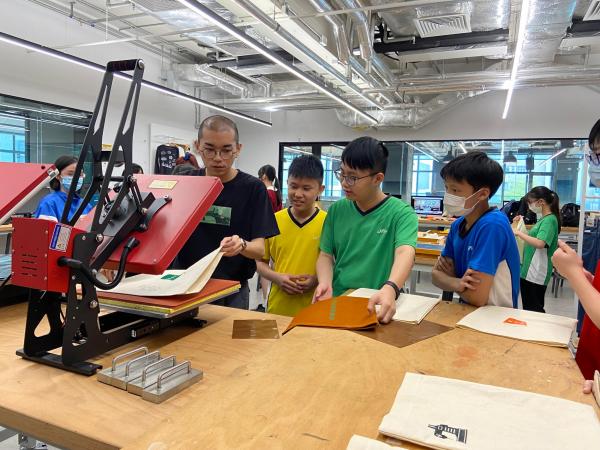 18. Tote bag making at The Mills