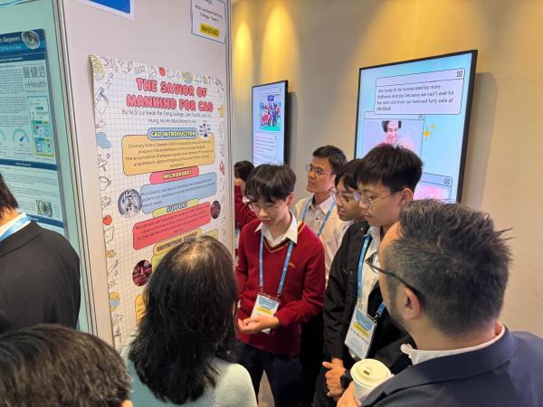 Students participating Hong Kong innohealth Cup in in HKU
